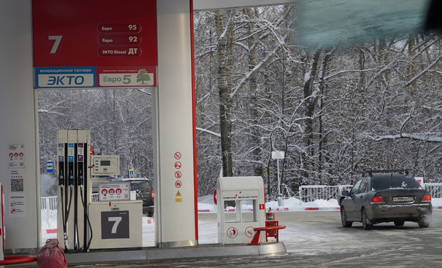 Представитель «Лукойла» обещал не повышать цены на бензин в Кировской области