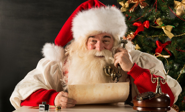 Кировчане могут по телефону попросить у Деда Мороза подарок на Новый год