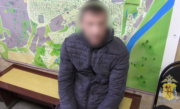 В Кирове у сотрудников одного из СМИ украли телефоны