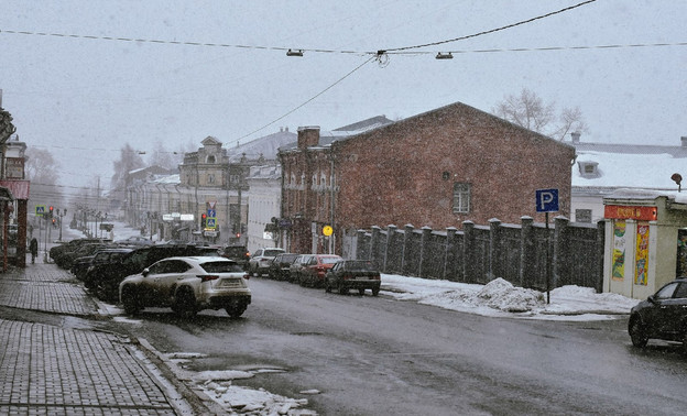 В Кирове до лета ограничат движение транспорта по нескольким улицам