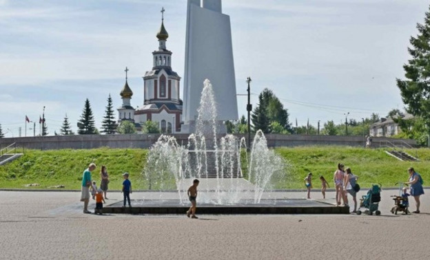 В Парке победы временно отключили фонтан