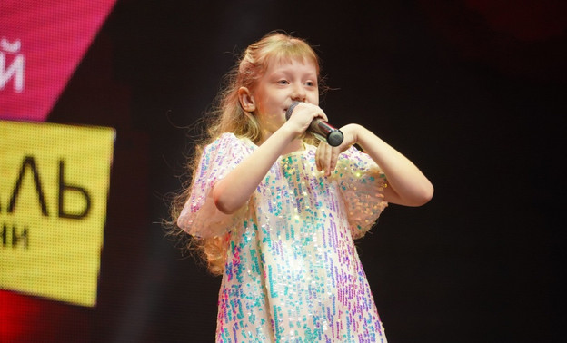 Юная кировчанка победила в международном вокальном конкурсе