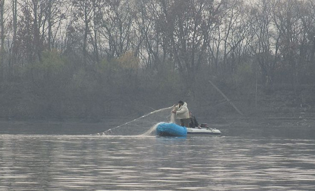 В Кирове браконьер выловил сетями из Вятки 111 рыб ценных пород