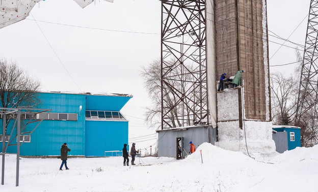 Киров выбрали для проведения юношеского первенства мира по ледолазанию