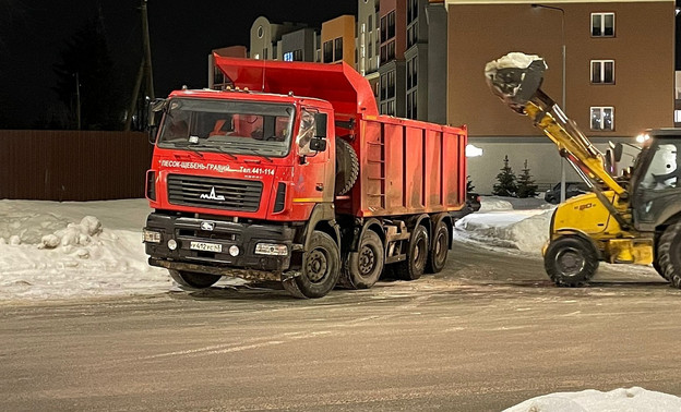 Опубликован список улиц, откуда в Кирове будут вывозить снег