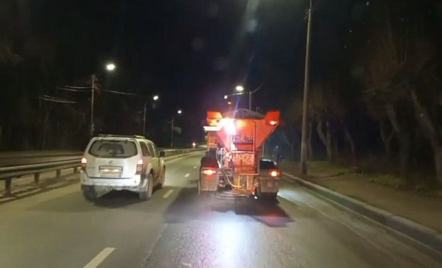 В Кирове начали зимнее содержание дорог