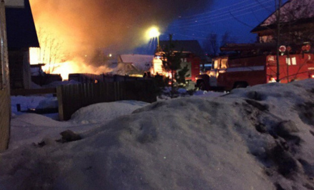 В сгоревшем вчера доме в Нововятске обнаружено два трупа