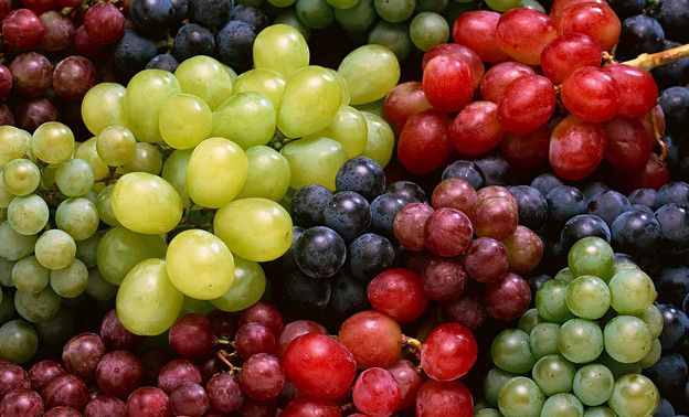 В магазинах Кировской области резко подорожали помидоры и виноград