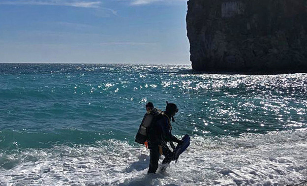 В Крыму погиб кировчанин, сорвавшись в море с 50-метровой скалы