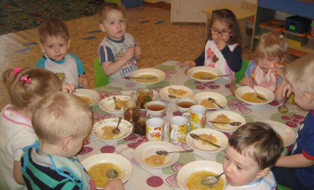 Департамент образования Кирова не вернул в детские сады 6 млн рублей, собранные с родителей