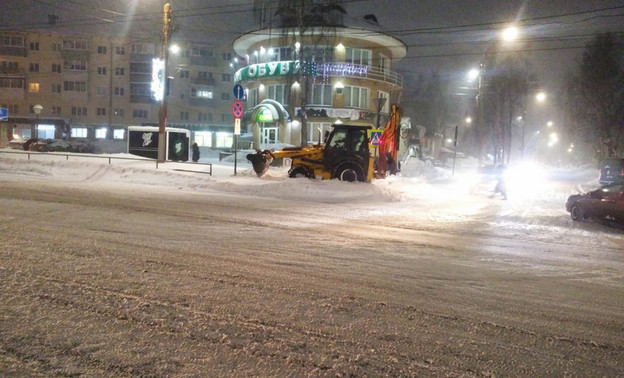В администрации Кирова рассказали, с каких улиц будут вывозить снег