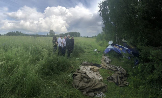 Опубликовано видео падения самолёта под Кировом