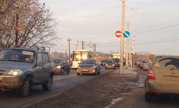 «Горбатый» переезд в Нововятске закроют в ночь с 4 на 5 февраля