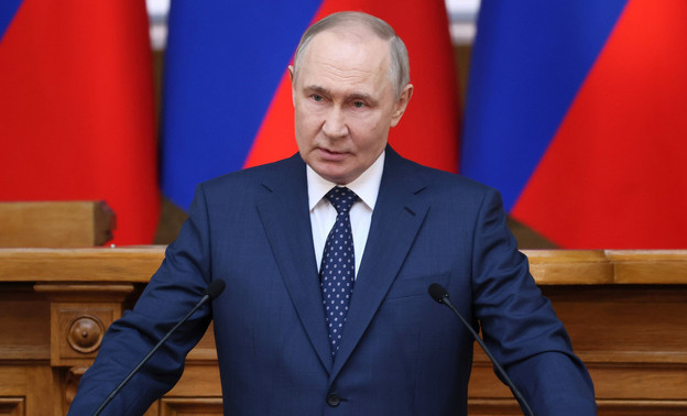Приказ о награждении отца Владимира Путина подписал уроженец Кировской области