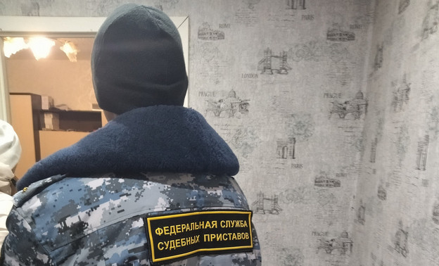 В Кирове проходят рейды по должникам за коммунальные услуги