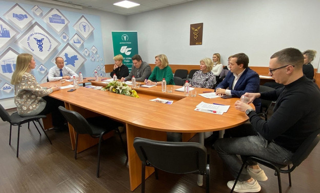 В Кировской области начал работать комитет по общественному питанию