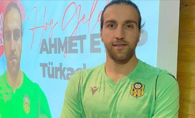 Под завалами после землетрясения в Турции погиб футболист