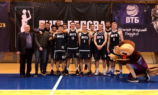 Баскетболисты ВятГУ вышли в четвертьфинал Лиги Белова