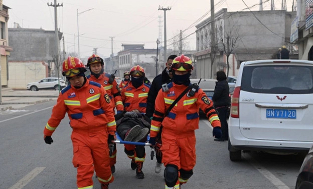 В Китае число погибших при землетрясении достигло 118