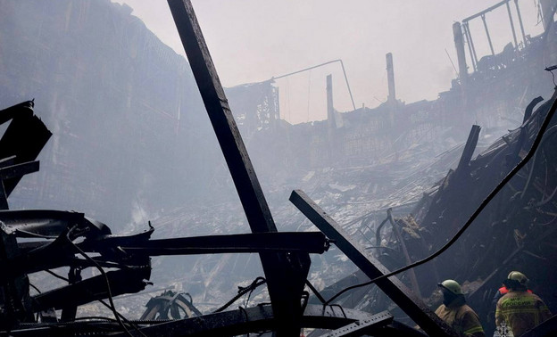 За сутки из-под завалов в «Крокусе» достали 133 тела