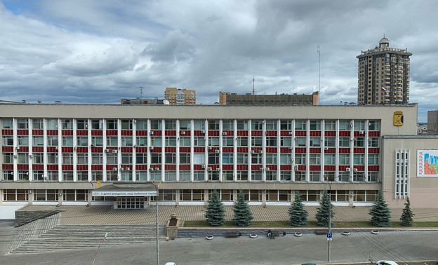 В Кирове налоговые рейды выявили нарушения при трудоустройстве