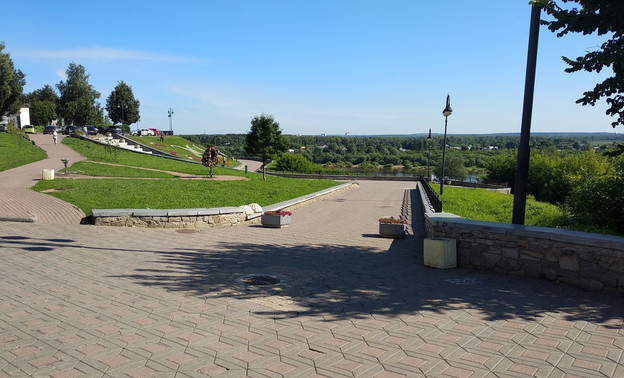 Погода в Кирове. В четверг будет +25