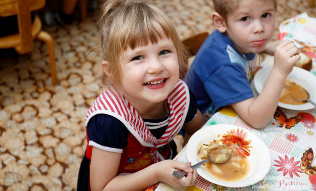 Первое, второе и кисель. Как в октябре изменится меню в кировских детских садах?