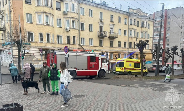 В Кирове 60 человек эвакуировали из детской поликлиники