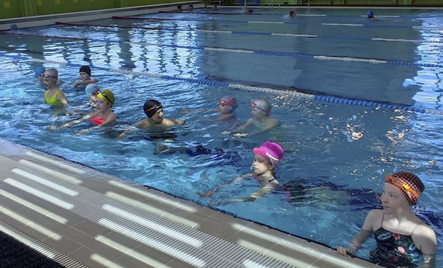 В Кировской области утвердили программу по плаванию для школьников