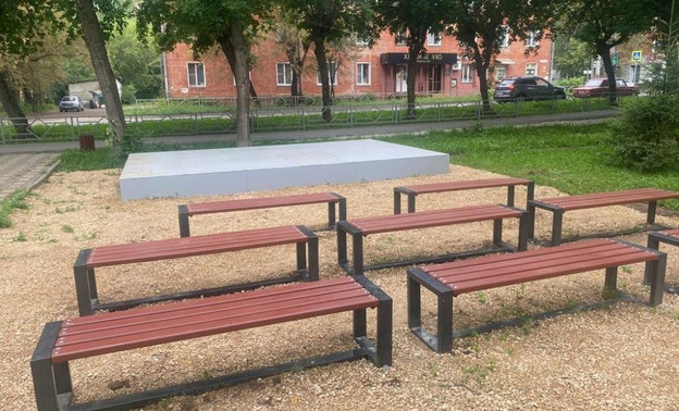 В сквере Дружбы построят сцену и спортплощадку