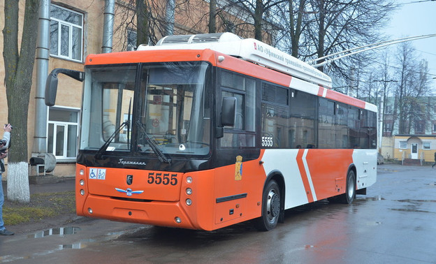 Новый троллейбус «Горожанин» сломался через неделю работы в Кирове