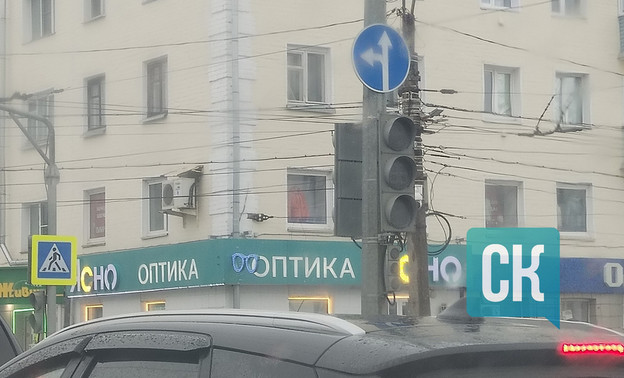 В районе ЦУМа образовалась большая пробка