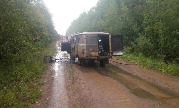 В Афанасьевском районе во время движения загорелся УАЗ