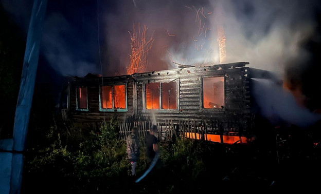 В Омутнинском районе во время пожара погиб пьяный местный житель