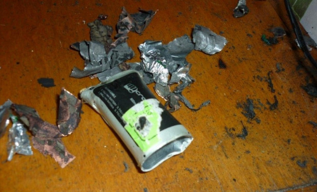 В Нолинском районе из-за взрыва батареи смартфона произошёл пожар