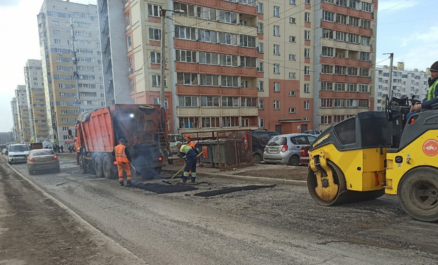 Контролировать ремонт дорог в Кирове будет помощник Путина