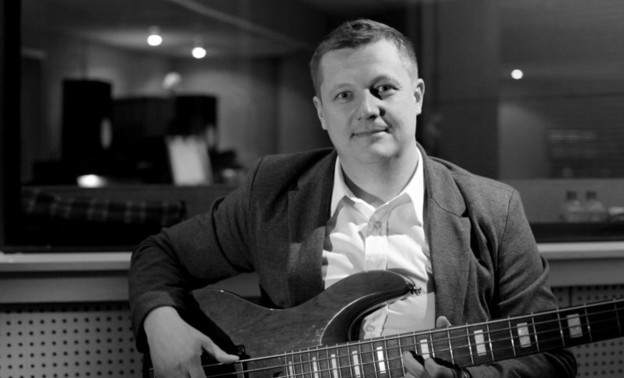 Скончался кировский бас-гитарист группы «Любэ»