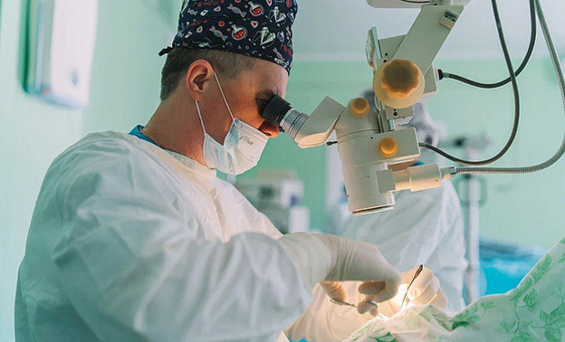«Испугалась, что совсем ослепну»: кировские врачи вылечили пенсионерку с набухающей катарактой