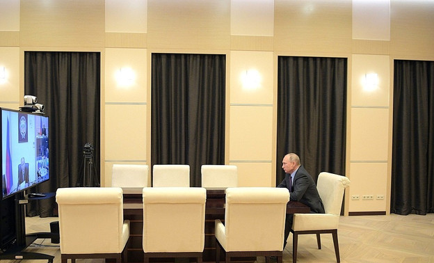 Путин объяснил, зачем региональным чиновникам расширили полномочия