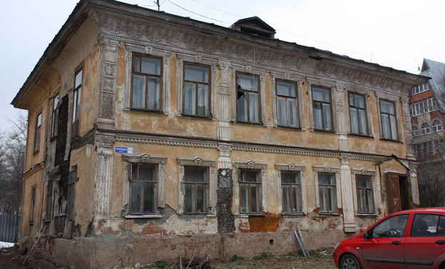 Прокуратура: в Кировской области отвратительно следят за памятниками истории и культуры