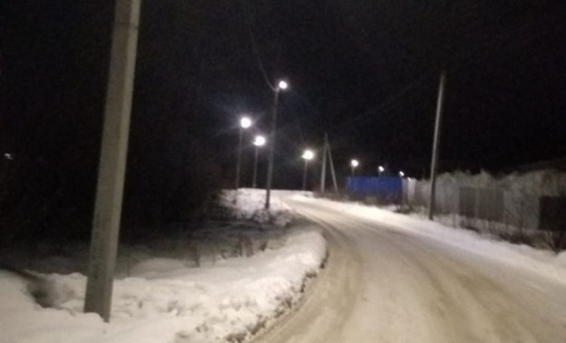 В деревне Гнусино установили дополнительное освещение на нескольких улицах