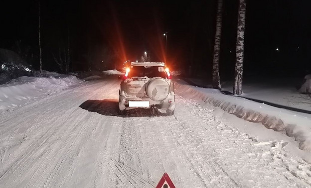 В Верхошижемье пенсионерка попала под колёса иномарки