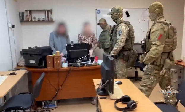 В Кирове сотрудница образовательного центра фиктивно проводила экзамены для иностранцев