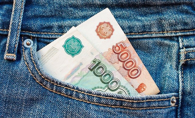 Подросток из Зуевского района проник в чужой дом и украл 95 тысяч рублей