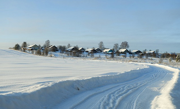 В Кировской области 2 школьника ежедневно проходили до школы по 18 километров