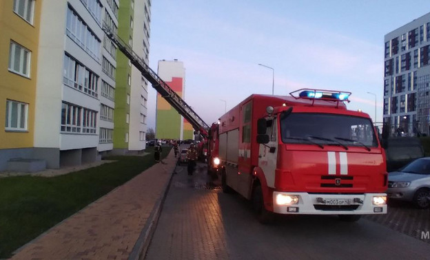 Пожар в доме на Анжелия Михеева - эвакуировались 50 человек