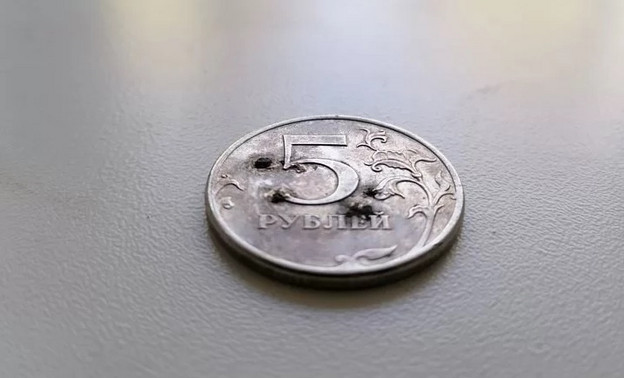 В Кирове продают бракованную монету за пять миллионов рублей