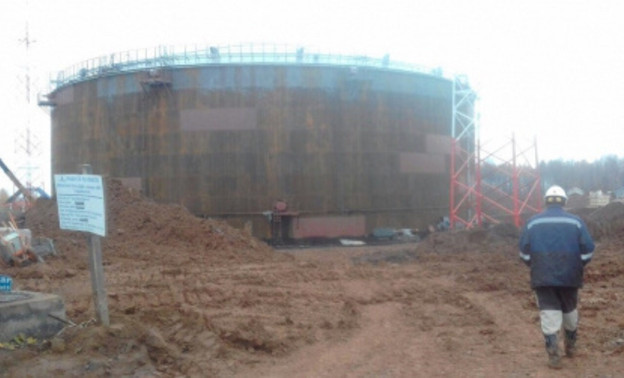 В падении строительных лесов на нефтеперегонной станции в Уржумском районе обвиняют прораба