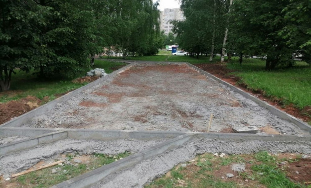 На улице Кольцова в Кирове создают «Шахматную аллею»