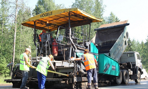 На ремонт и содержание дорог в Кировской области выделили больше 2 миллиардов рублей